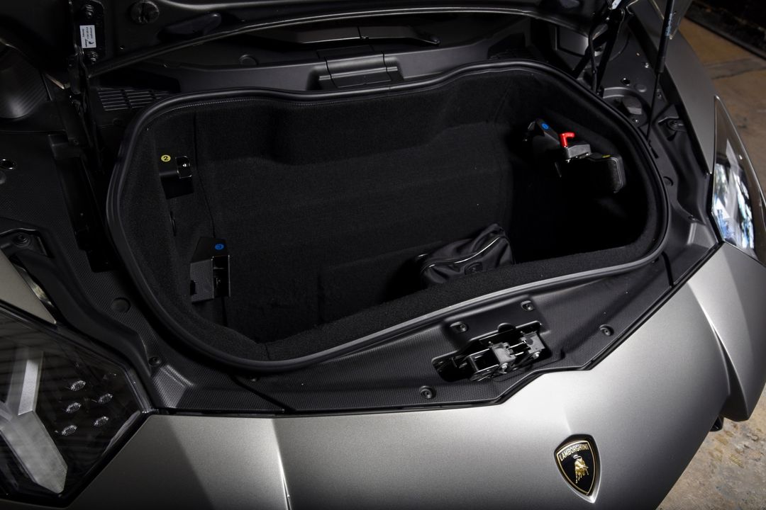 2017 Lamborghini Aventador