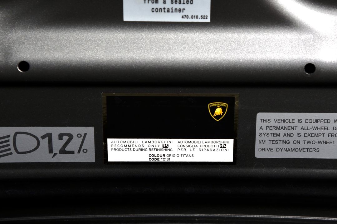 2017 Lamborghini Aventador