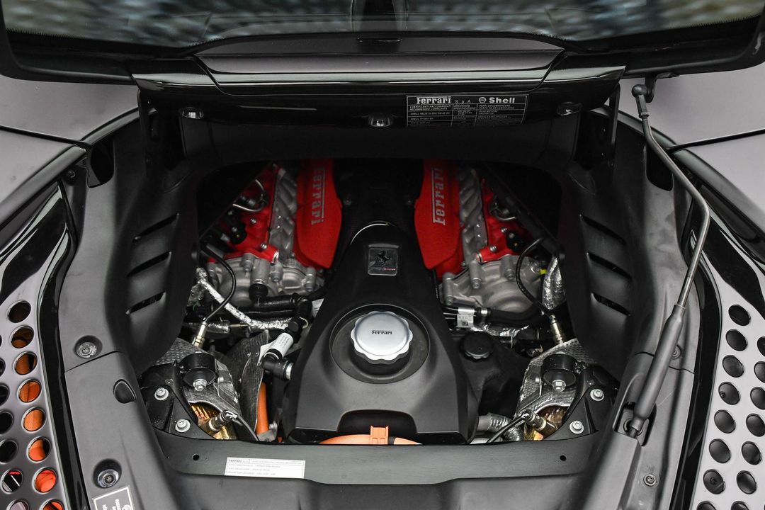 2024 Ferrari SF90 Spider