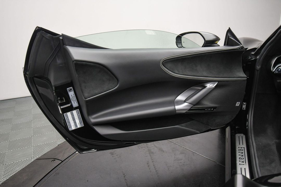 2024 Ferrari SF90 Spider