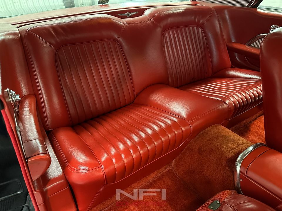 1962 Ford Thunderbird