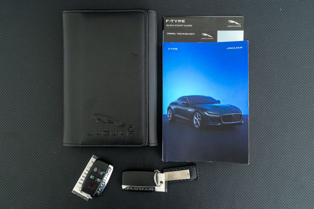 2024 Jaguar F-TYPE