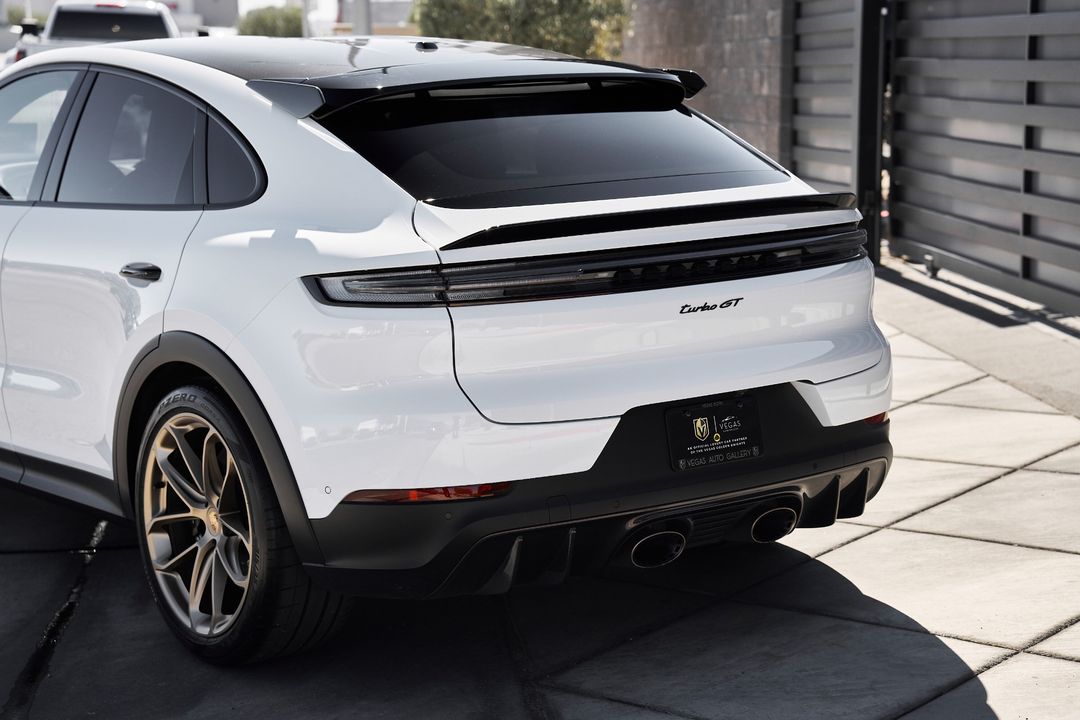 2024 Porsche Cayenne Coupe