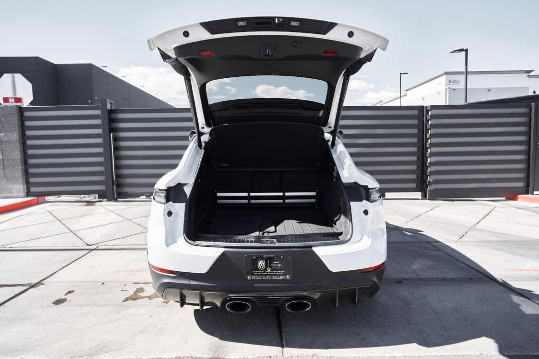 2024 Porsche Cayenne Coupe