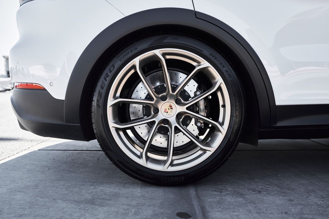 2024 Porsche Cayenne Coupe