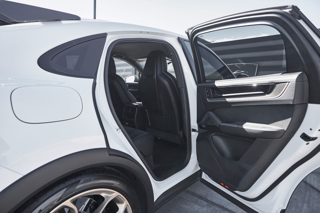 2024 Porsche Cayenne Coupe