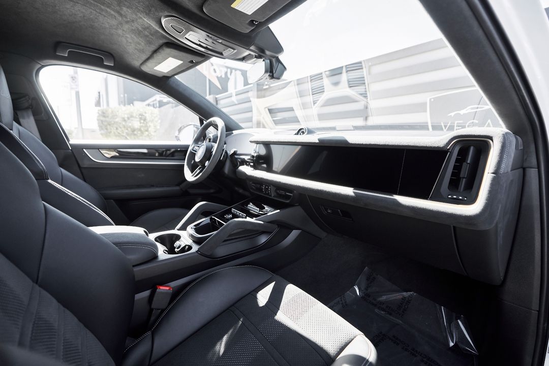 2024 Porsche Cayenne Coupe