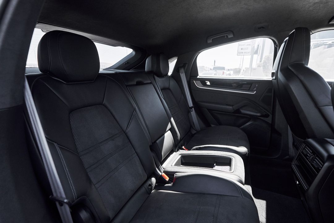 2024 Porsche Cayenne Coupe