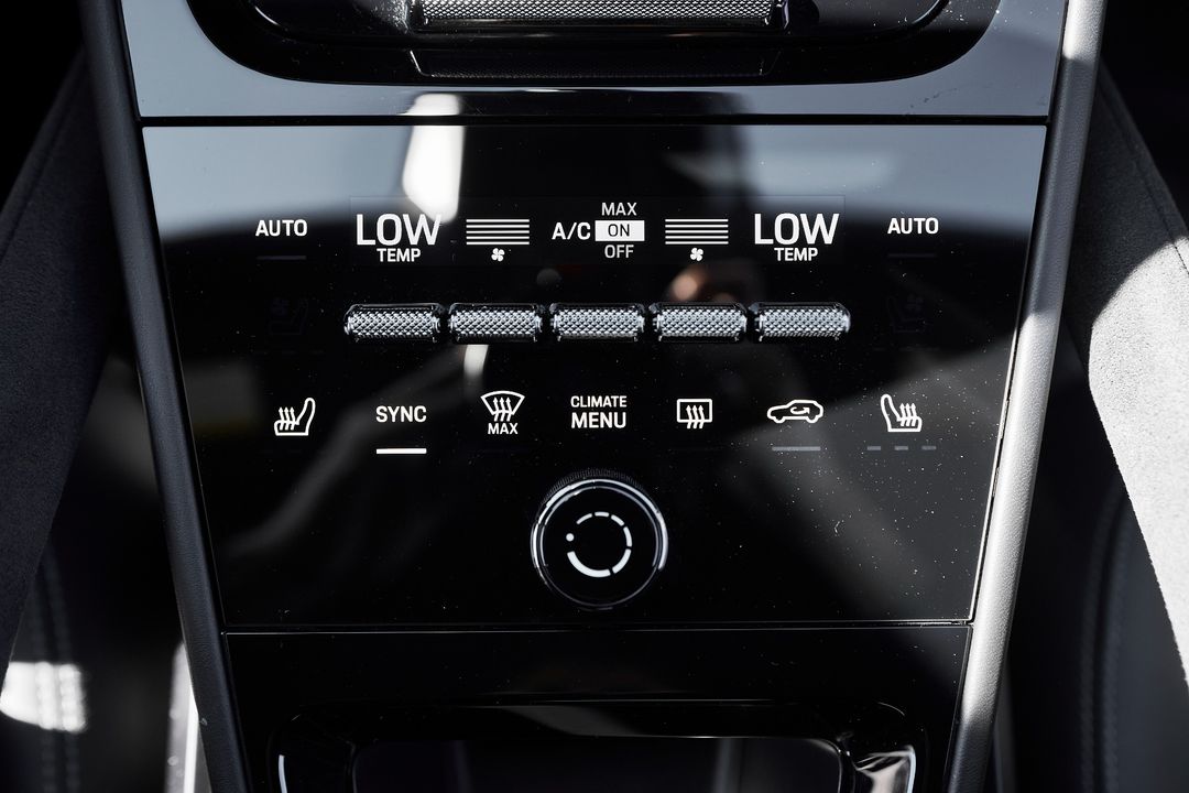 2024 Porsche Cayenne Coupe