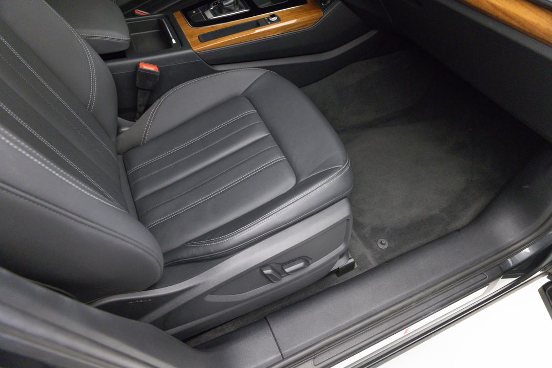 2021 Audi Q5 e quattro Premium 55 TFSI