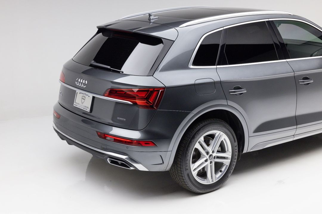 2021 Audi Q5 e quattro Premium 55 TFSI