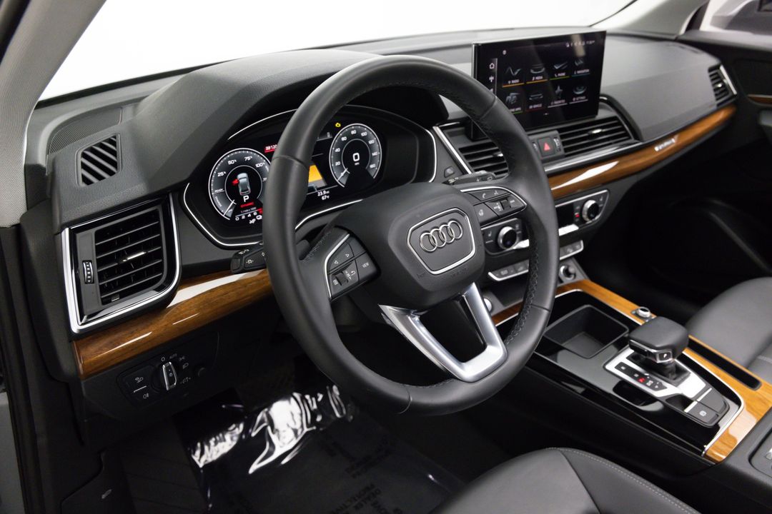 2021 Audi Q5 e quattro Premium 55 TFSI