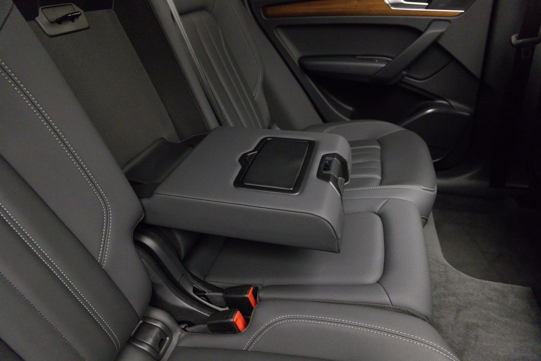 2021 Audi Q5 e quattro Premium 55 TFSI
