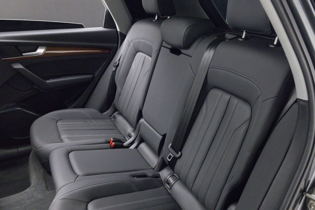 2021 Audi Q5 e quattro Premium 55 TFSI