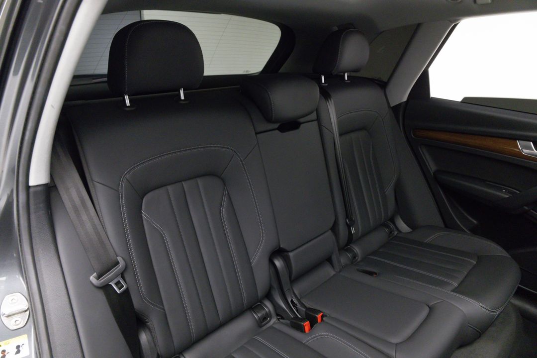 2021 Audi Q5 e quattro Premium 55 TFSI