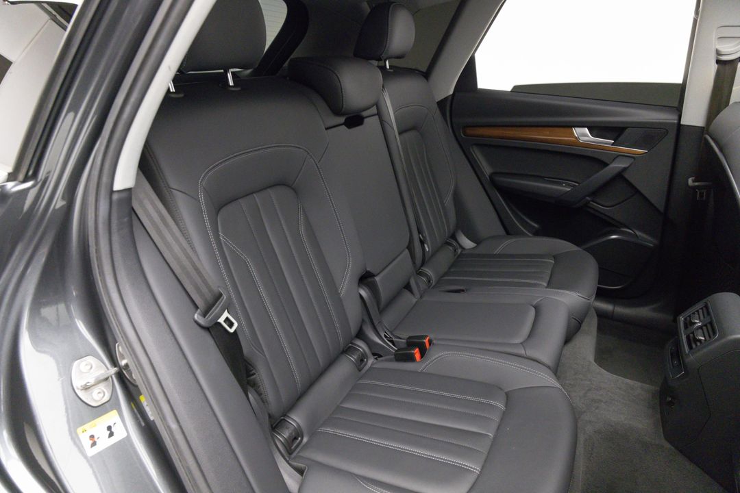 2021 Audi Q5 e quattro Premium 55 TFSI