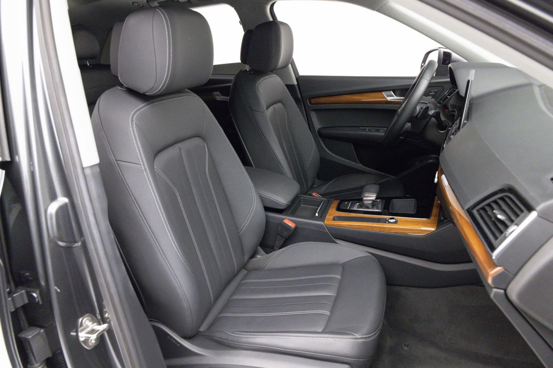 2021 Audi Q5 e quattro Premium 55 TFSI