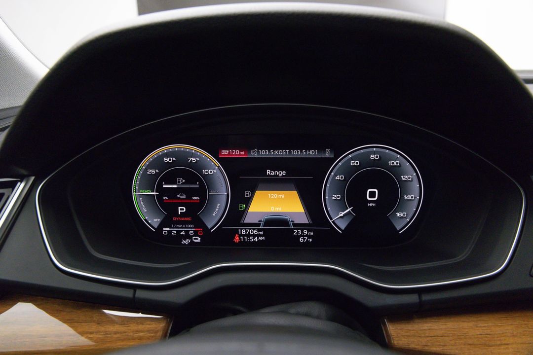 2021 Audi Q5 e quattro Premium 55 TFSI