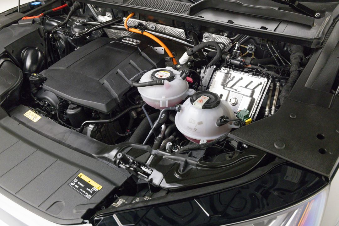 2021 Audi Q5 e quattro Premium 55 TFSI
