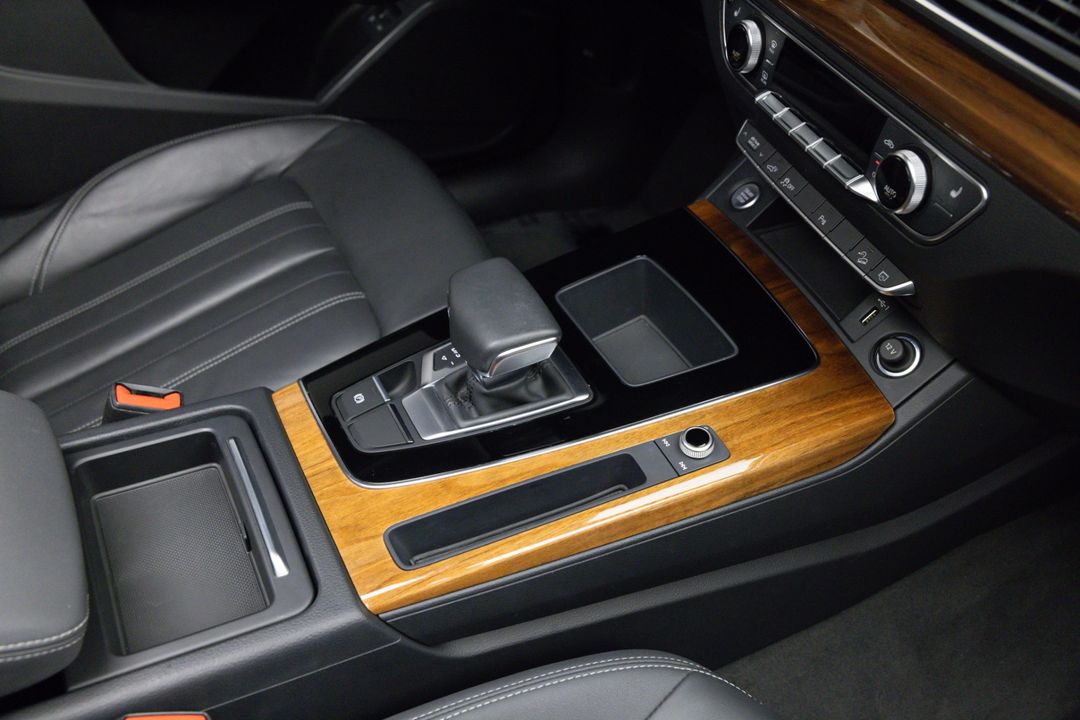 2021 Audi Q5 e quattro Premium 55 TFSI