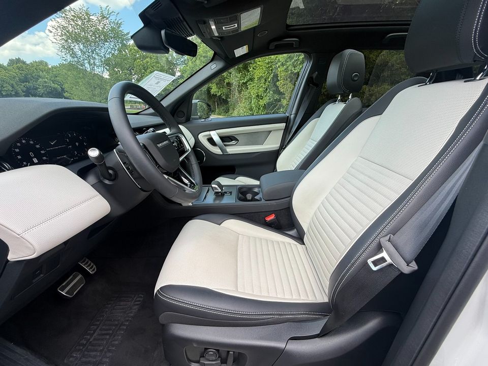 2024 Land Rover Discovery Sport
