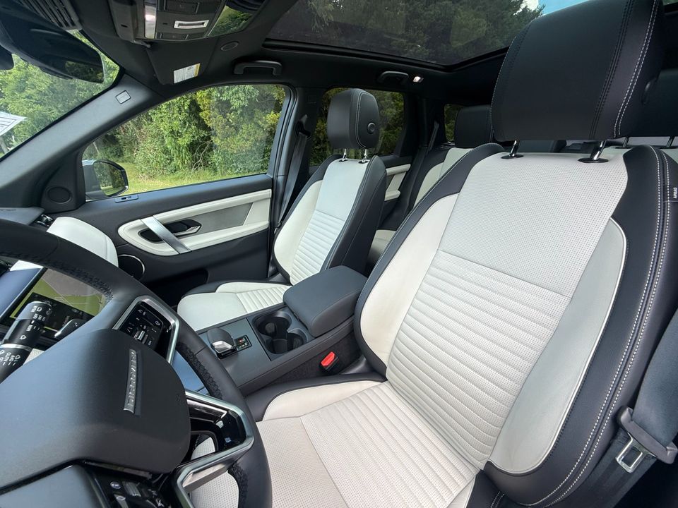 2024 Land Rover Discovery Sport