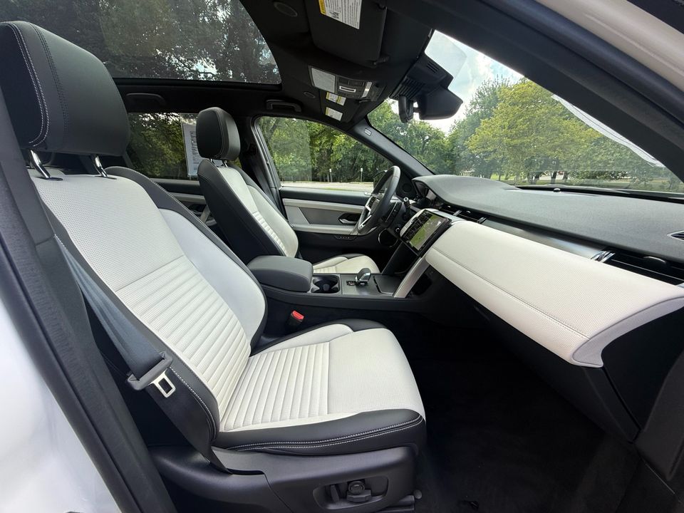 2024 Land Rover Discovery Sport