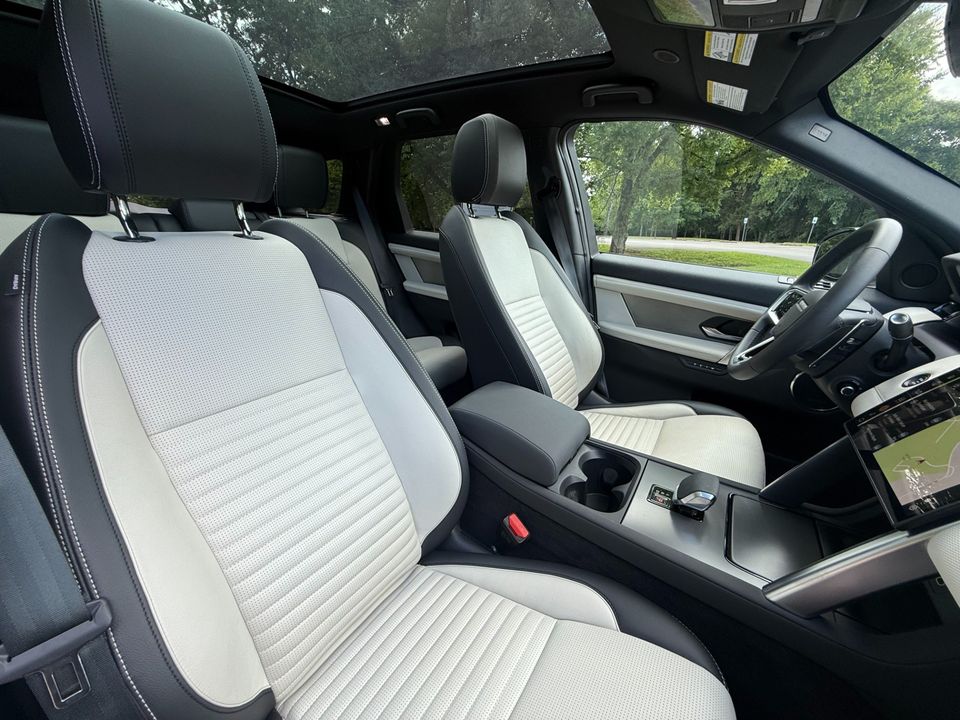2024 Land Rover Discovery Sport