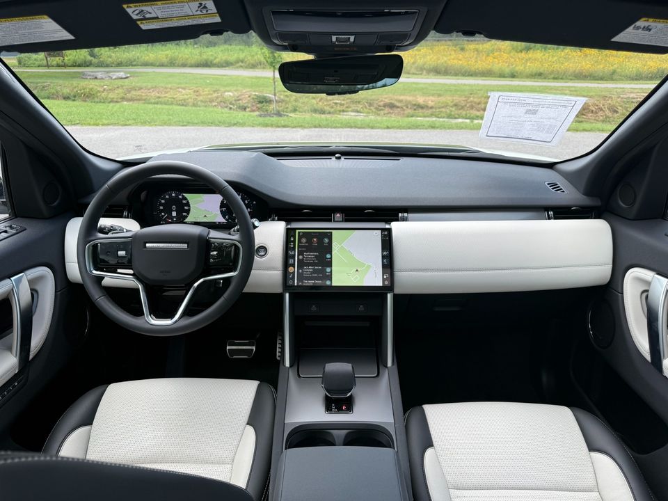 2024 Land Rover Discovery Sport
