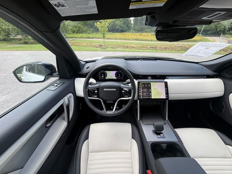 2024 Land Rover Discovery Sport