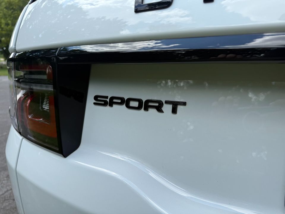 2024 Land Rover Discovery Sport