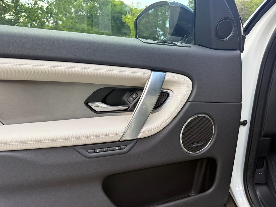 2024 Land Rover Discovery Sport