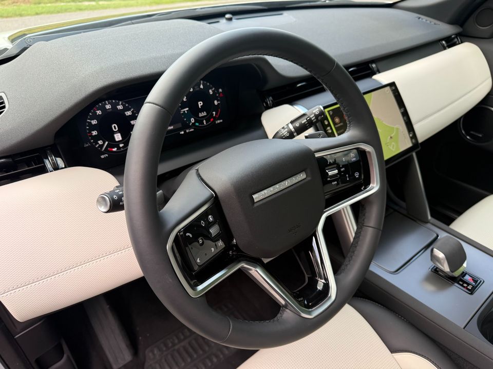 2024 Land Rover Discovery Sport