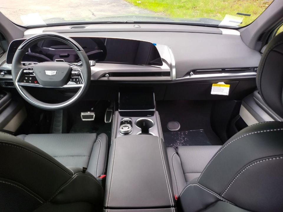 2026 Cadillac VISTIQ
