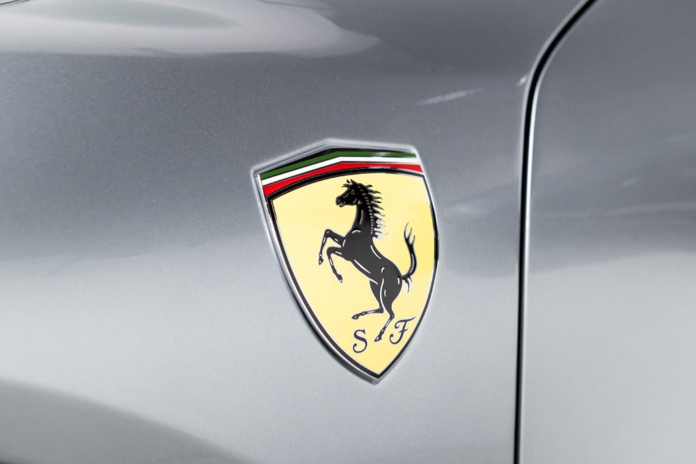 2024 Ferrari 296 GTS