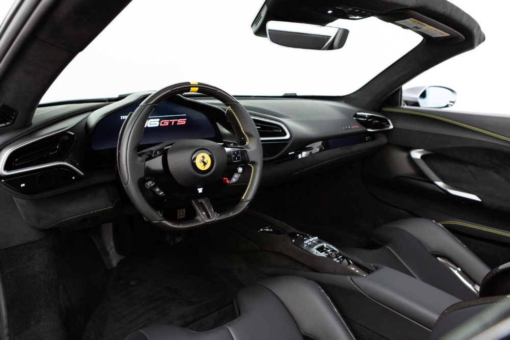 2024 Ferrari 296 GTS
