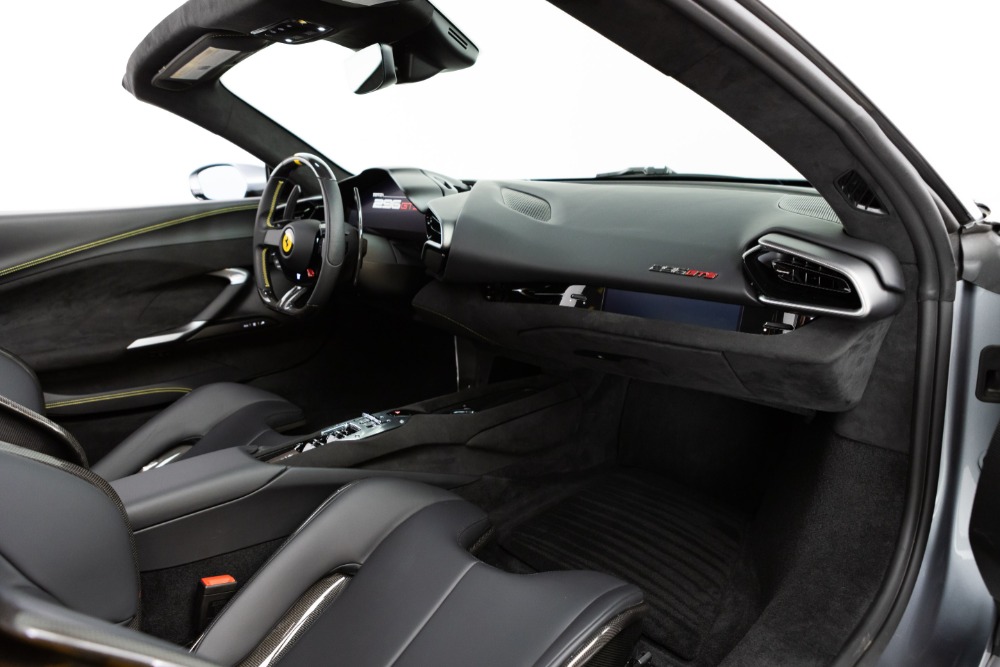 2024 Ferrari 296 GTS