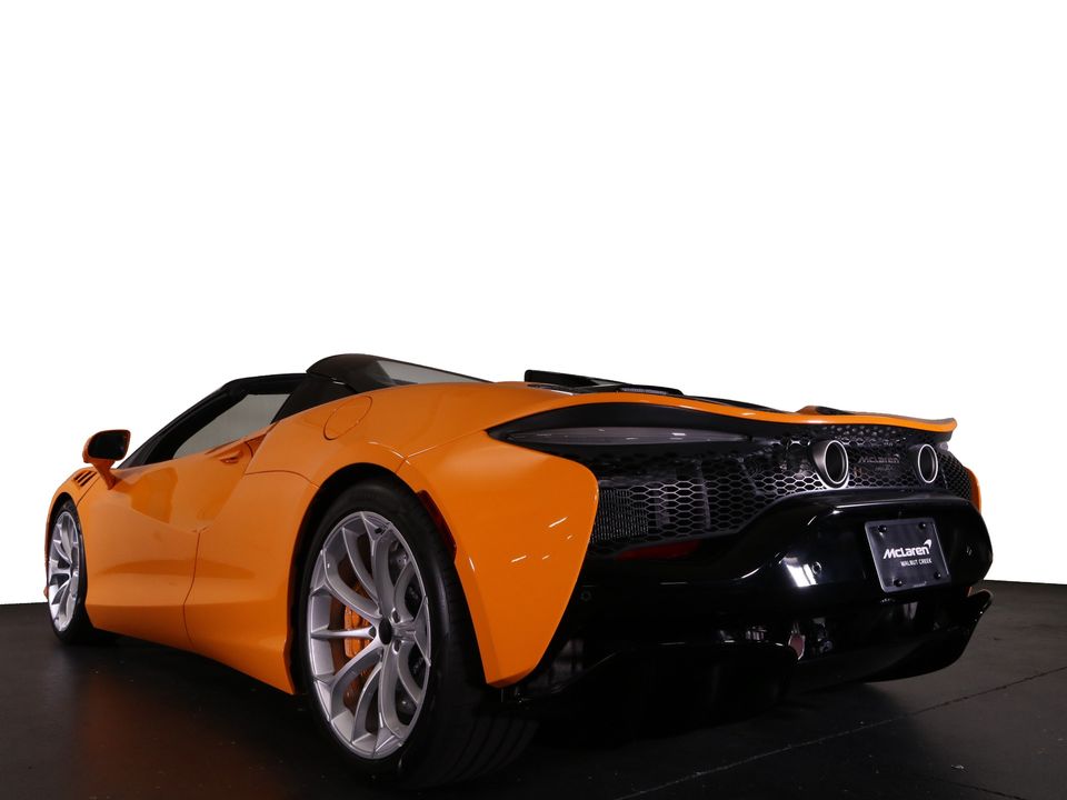 2025 McLaren Artura
