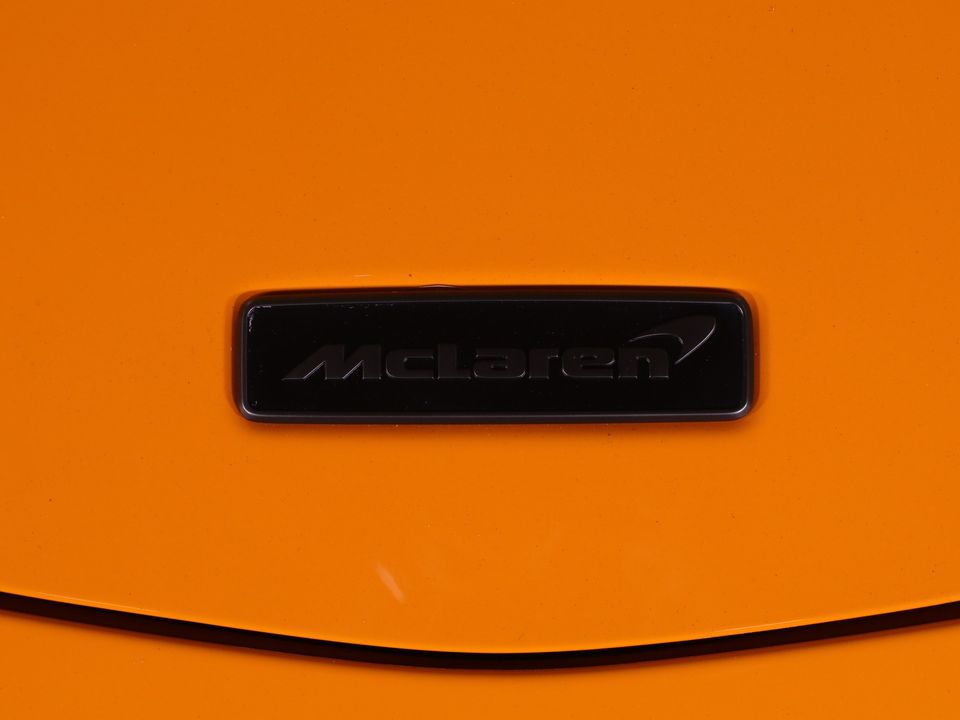 2025 McLaren Artura