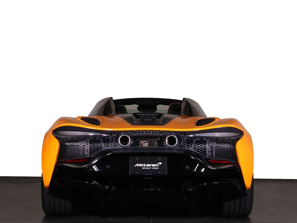 2025 McLaren Artura