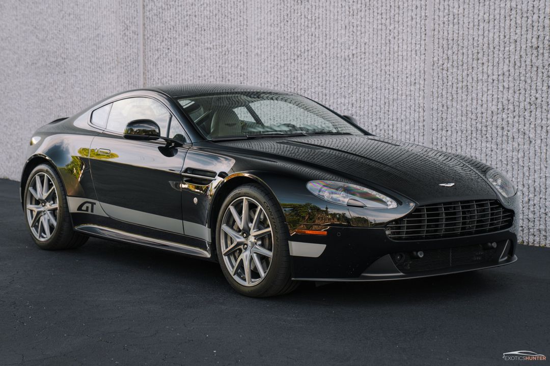 2015 Aston Martin V8 Vantage
