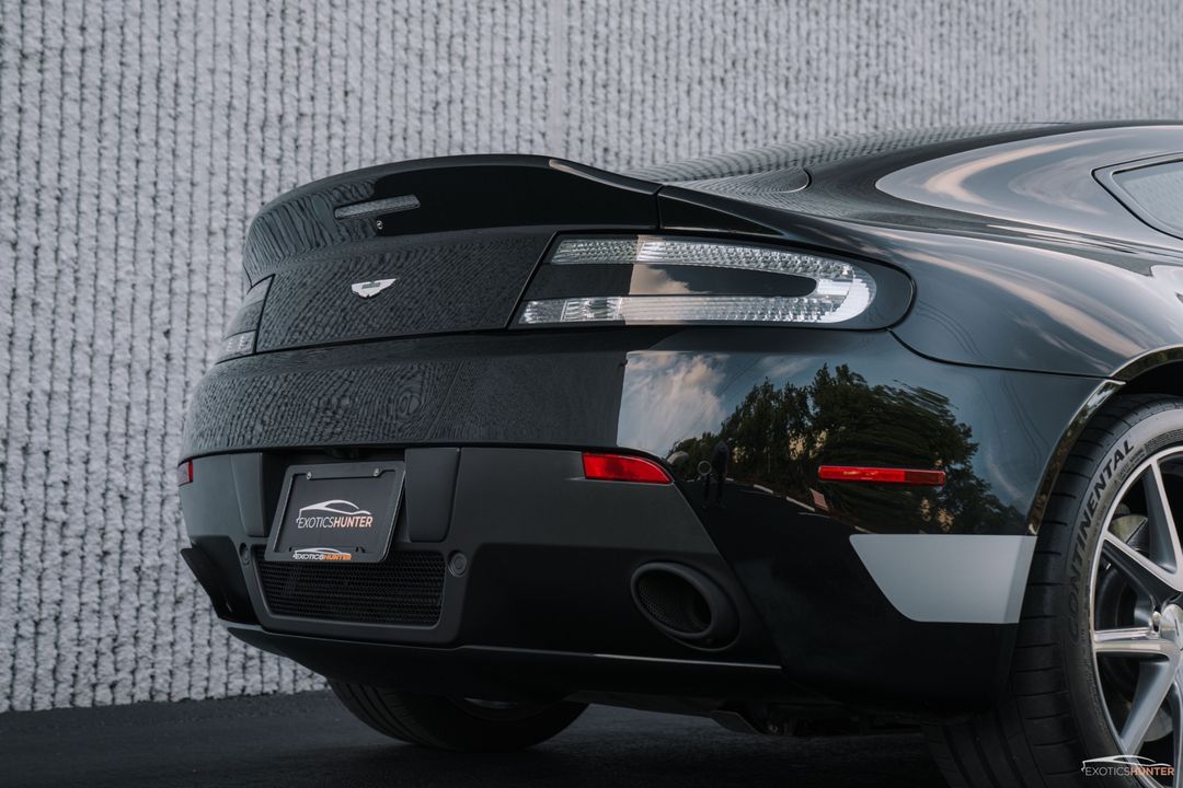2015 Aston Martin V8 Vantage