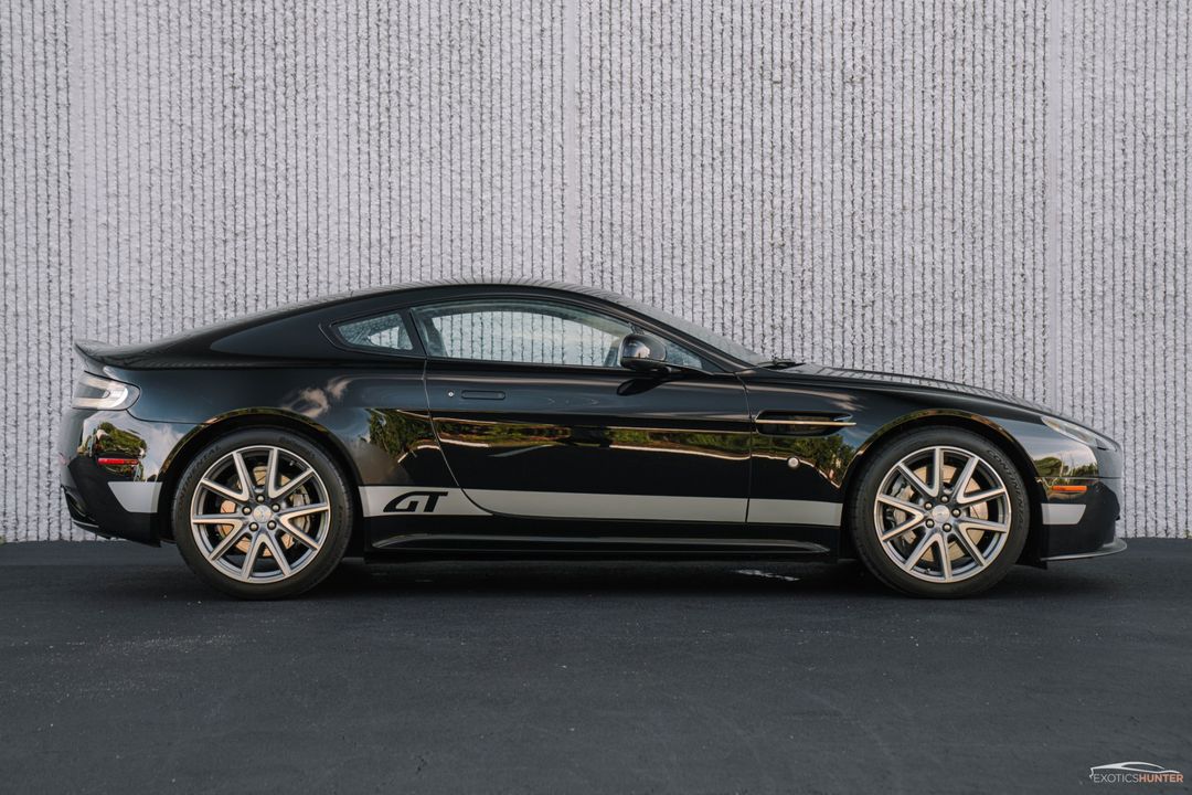 2015 Aston Martin V8 Vantage