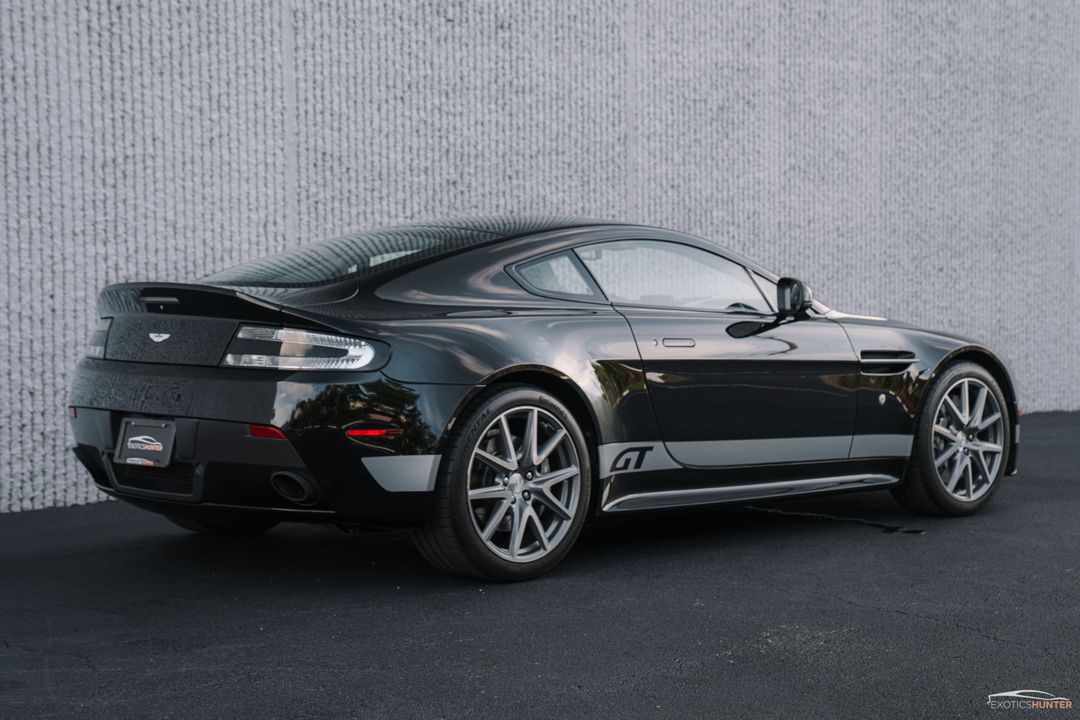 2015 Aston Martin V8 Vantage