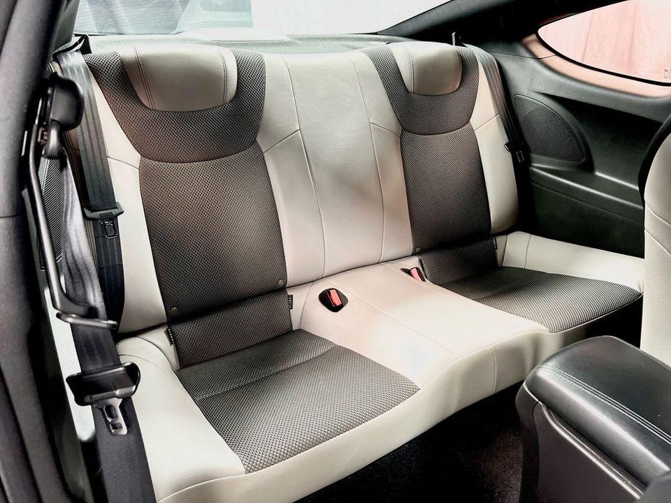 2016 Hyundai Genesis Coupe