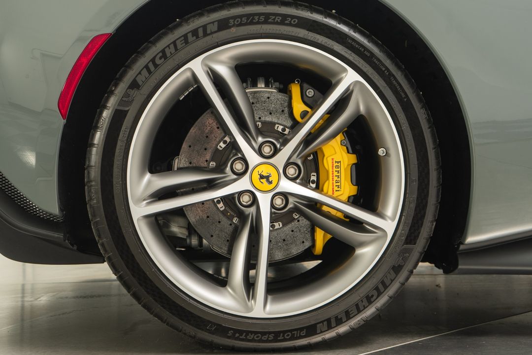 2023 Ferrari 296