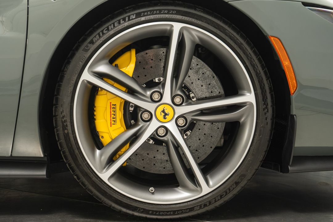 2023 Ferrari 296