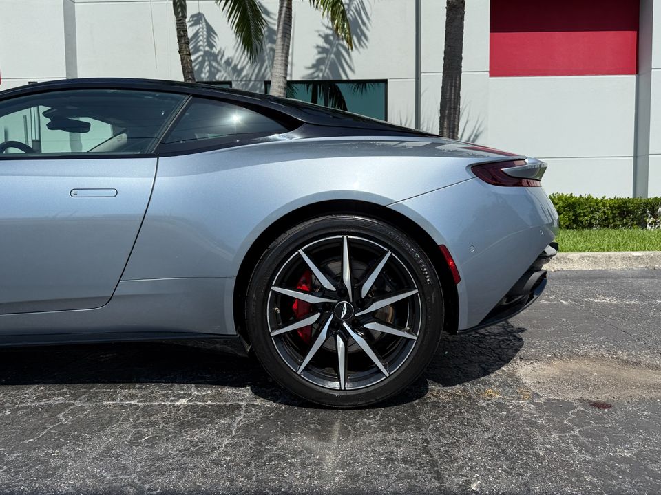 2018 Aston Martin DB11