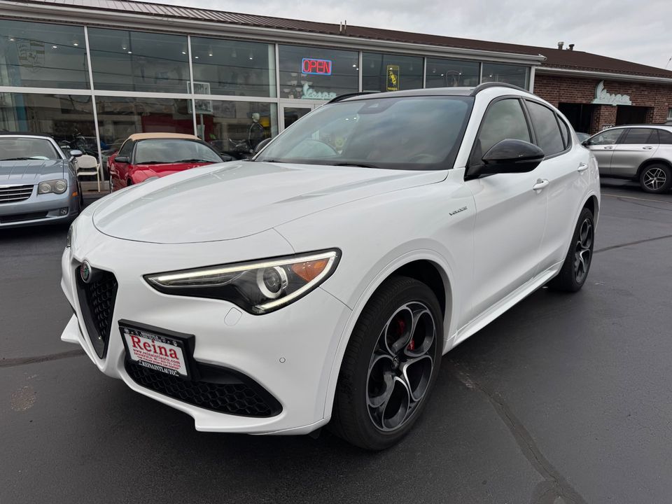 2022 Alfa Romeo Stelvio