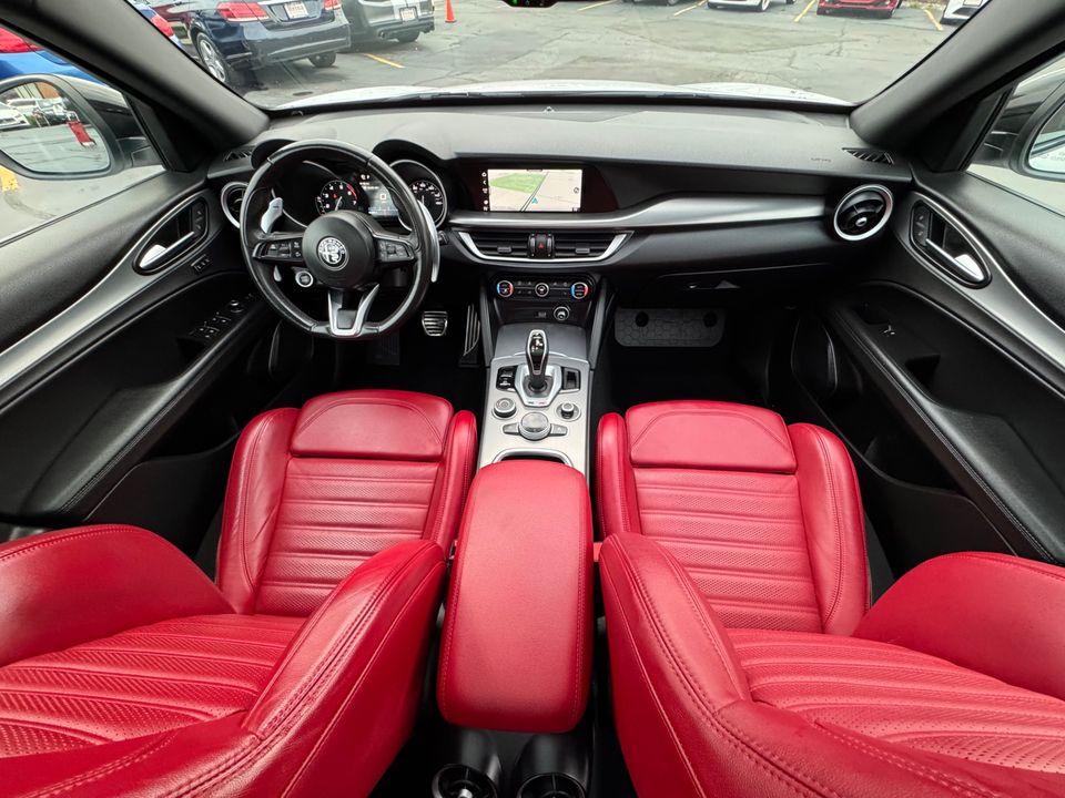 2022 Alfa Romeo Stelvio